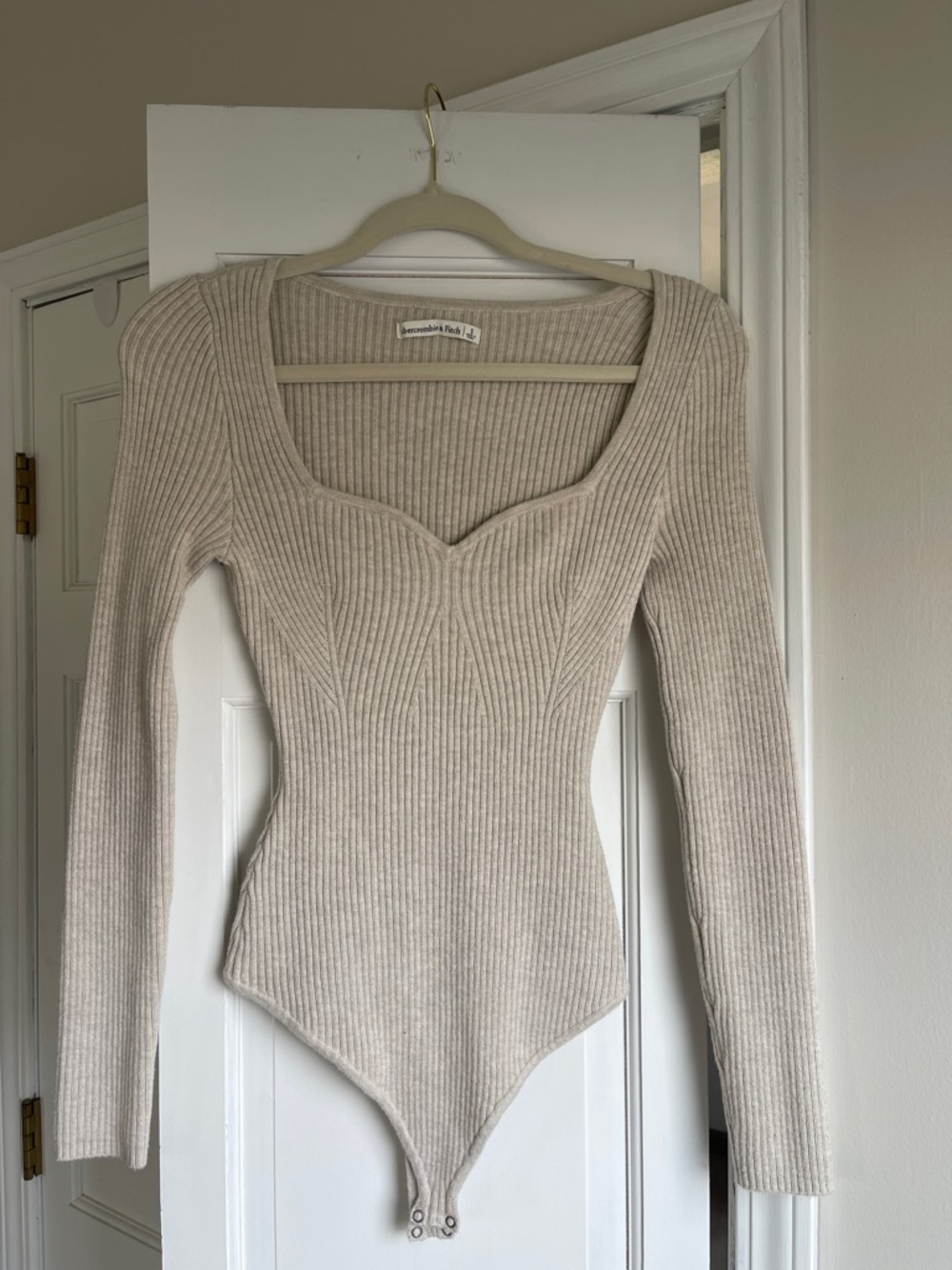 Abercrombie & Fitch Ribbed Stretchy Long Sleeve Bodysuit